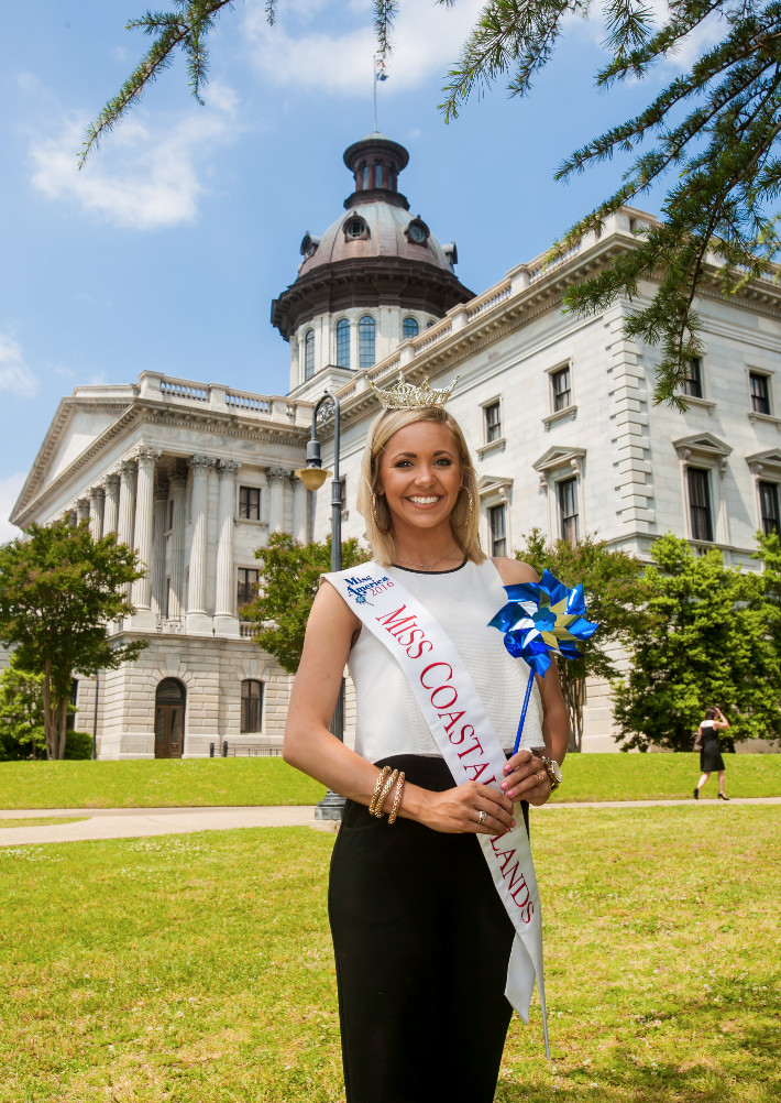Suzi Roberts, Miss Coastal Islands