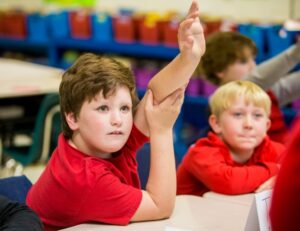 DarlingtonSFP - Tucker raises hand