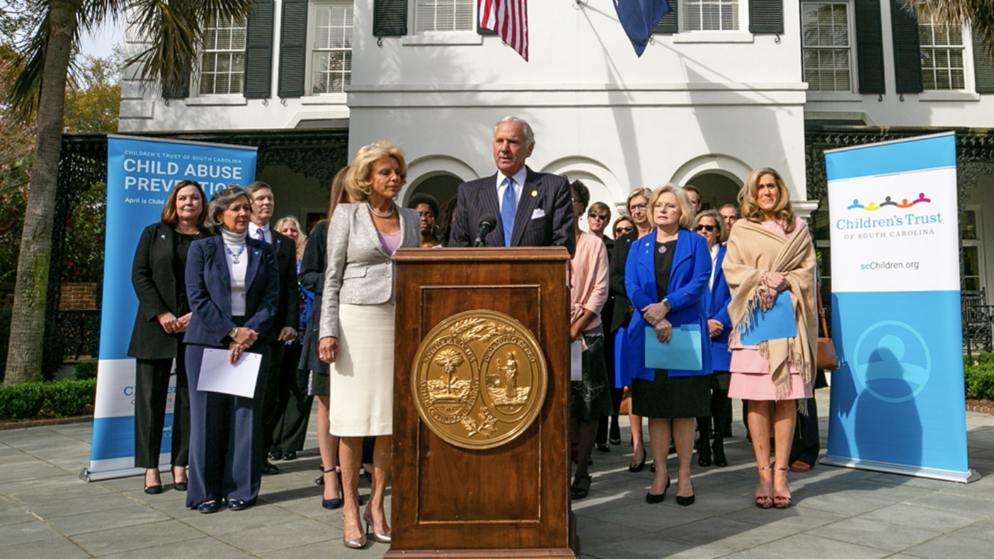 Gov. McMaster and South Carolina State leaders at the governor's mansion.